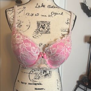 Victoria’s Secret Body by Victoria Bra